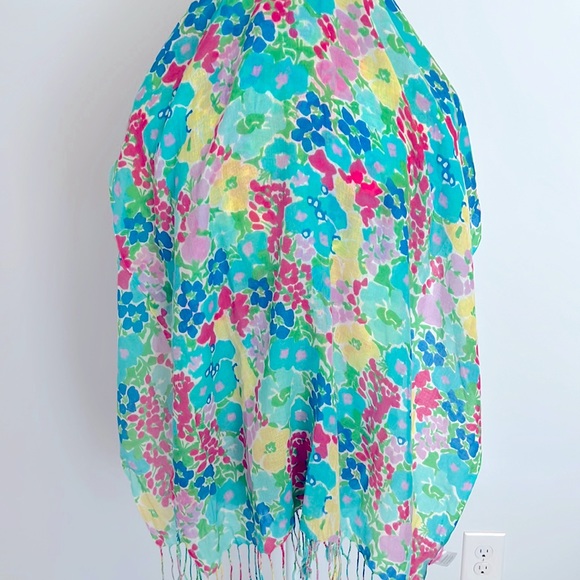 🎉HP🎉Lilly Pulitzer Murfee Silk/Cashmere Scarf - Picture 9 of 11